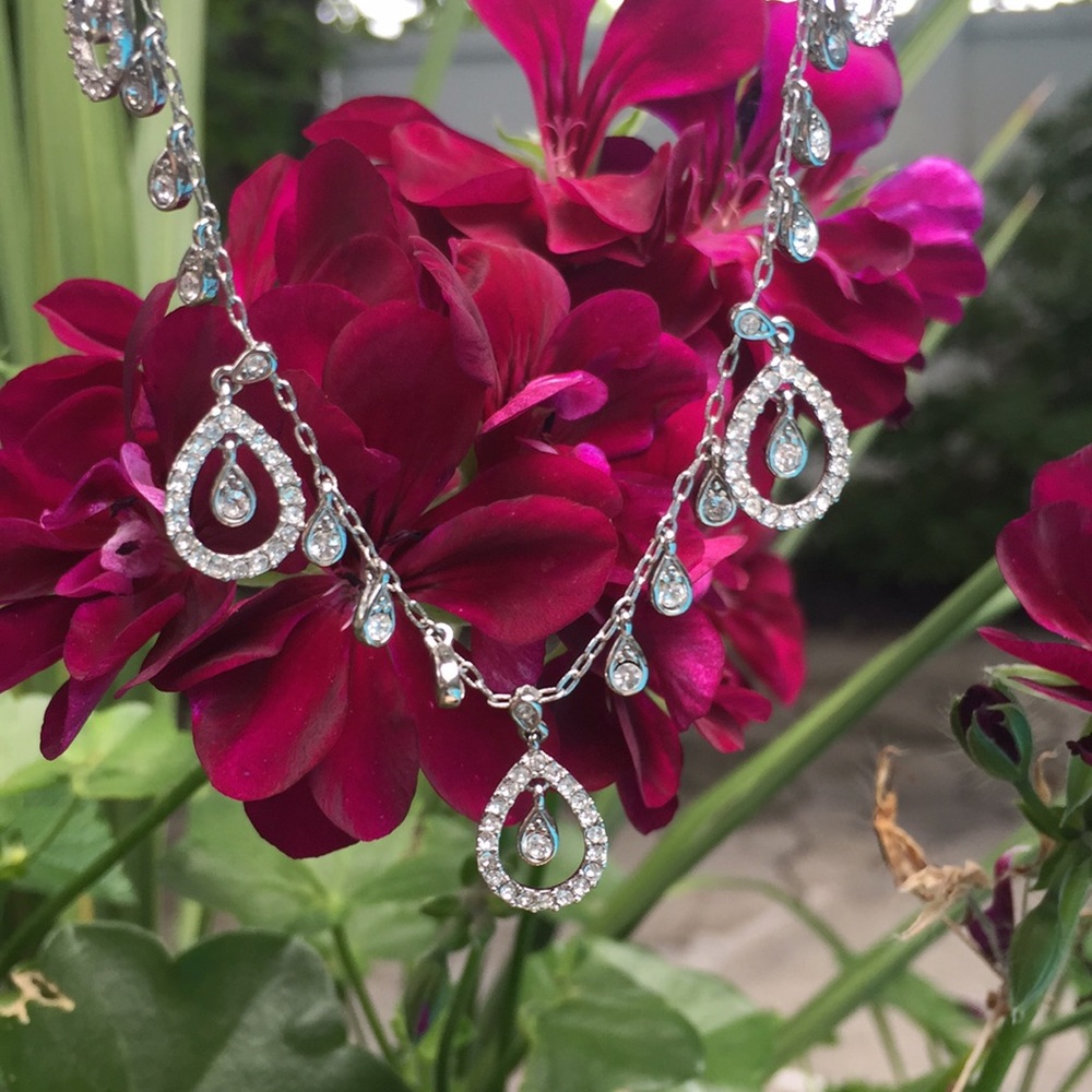 Tear drop diamonique vintage necklace